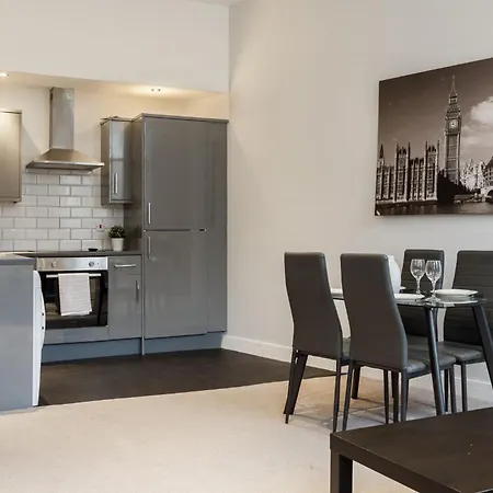 1 Bedroom - Centre Apartment, Bradford (West Yorkshire)