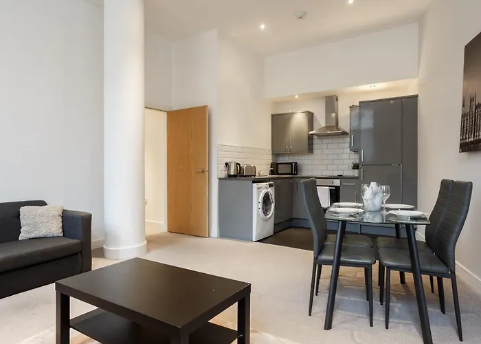 1 Bedroom - Centre Apartment, Apartment *