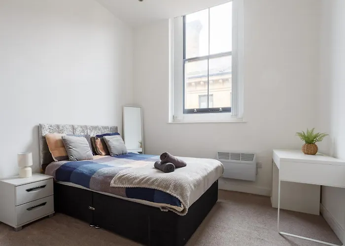 1 Bedroom - Centre Apartment,