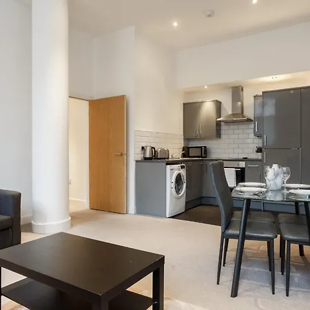 1 Bedroom - Centre Apartment, Appartement *